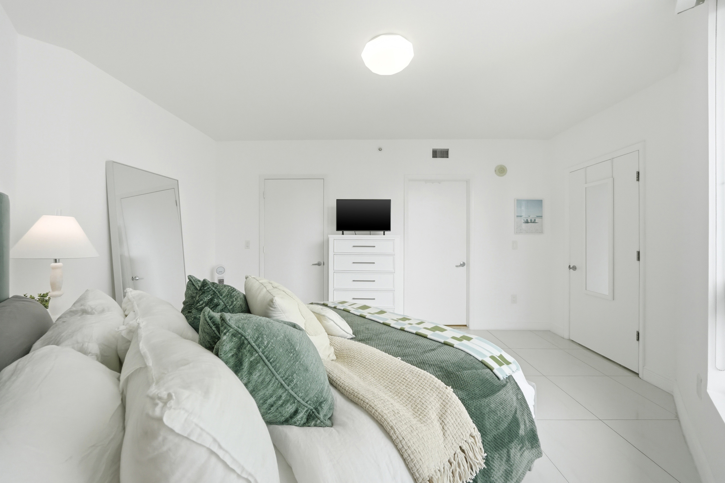 Primary bedroom layout — Wind Condominium Miami